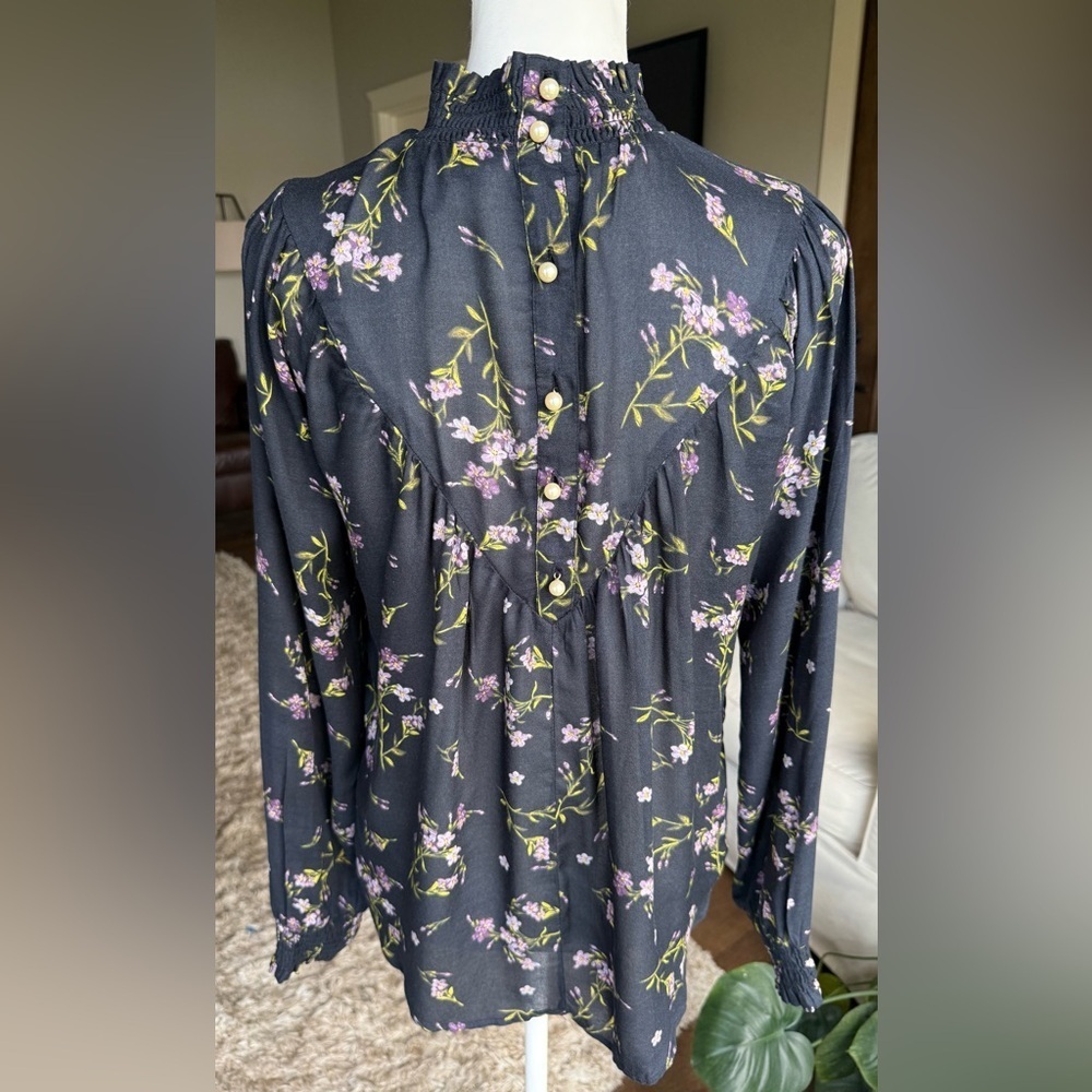 William Rast XS Black Floral Long Sleeve Chiffon Mock Neck Blouse - Picture 3 of 7